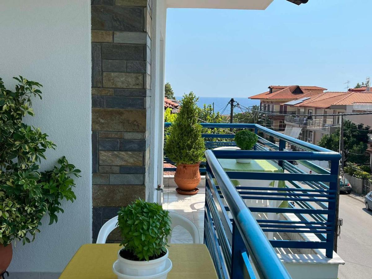Vassilikos Apartment 弗洛伊塔 外观 照片